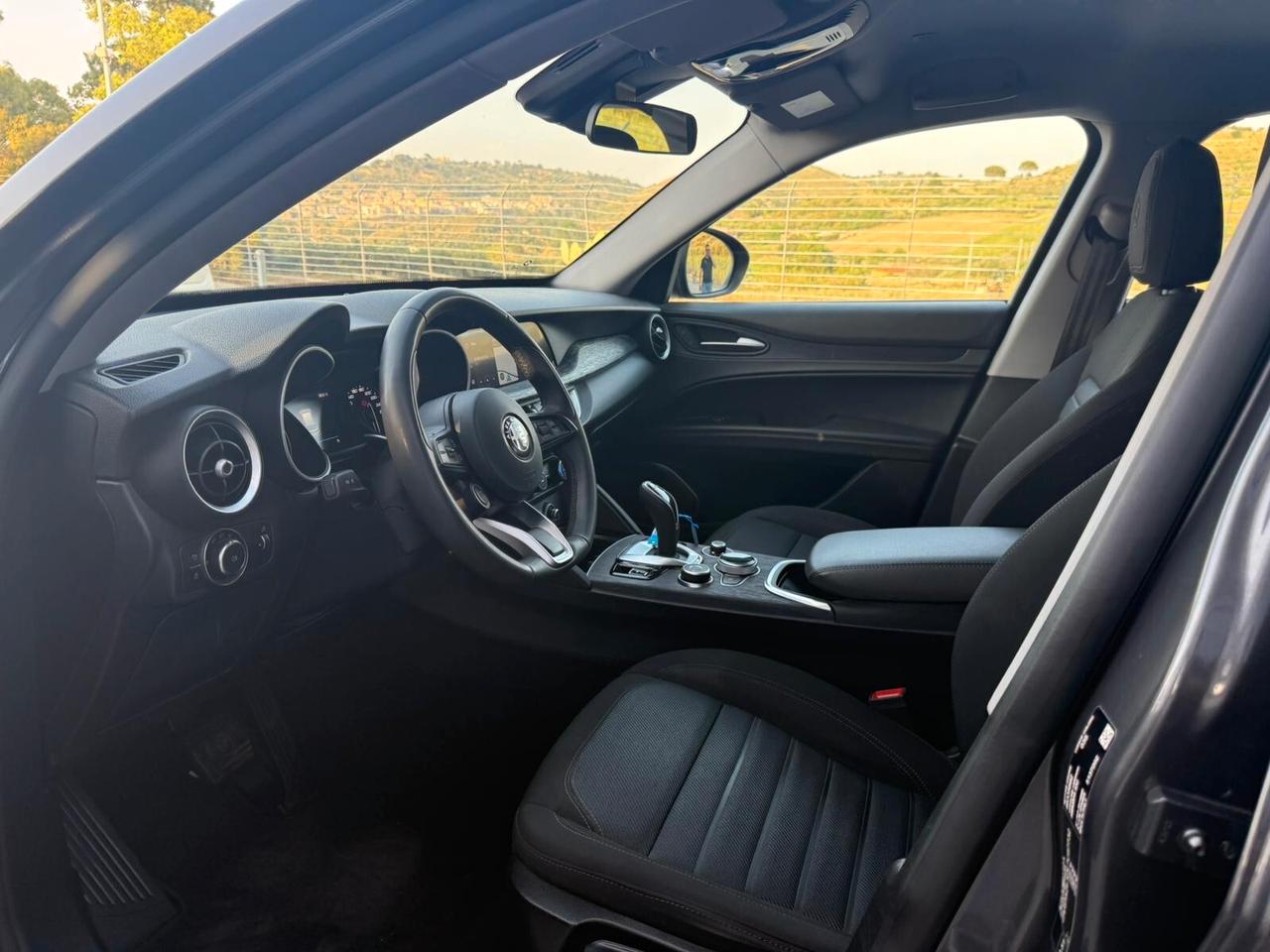 Alfa Romeo Stelvio 2.2 Turbodiesel 190 CV AT8 RWD Business