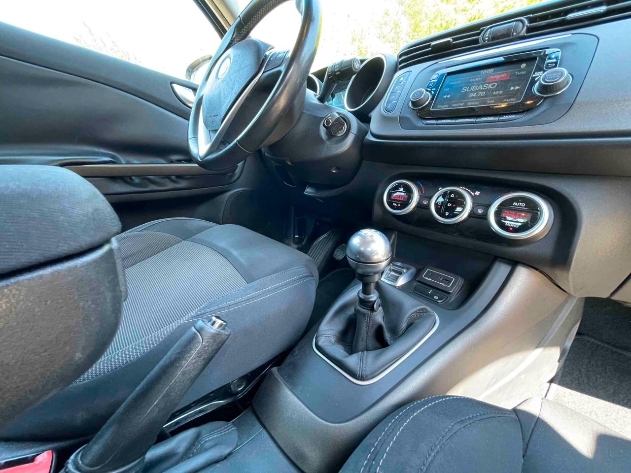 Alfa Romeo Giulietta 1.6 JTDm-2 120 CV Distinctive NEOPATENTATI