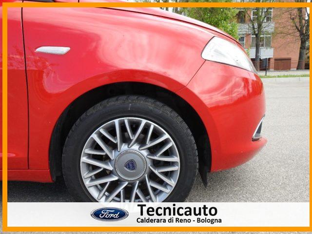 LANCIA Ypsilon 1.2 69 CV 5 porte S&S Gold *NEOPATENTATO*