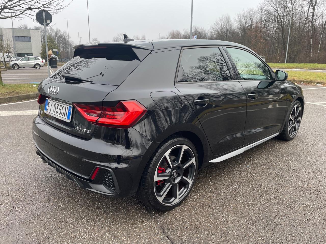 Audi A1 SPB 40 TFSI S tronic line*Automati*Navi*