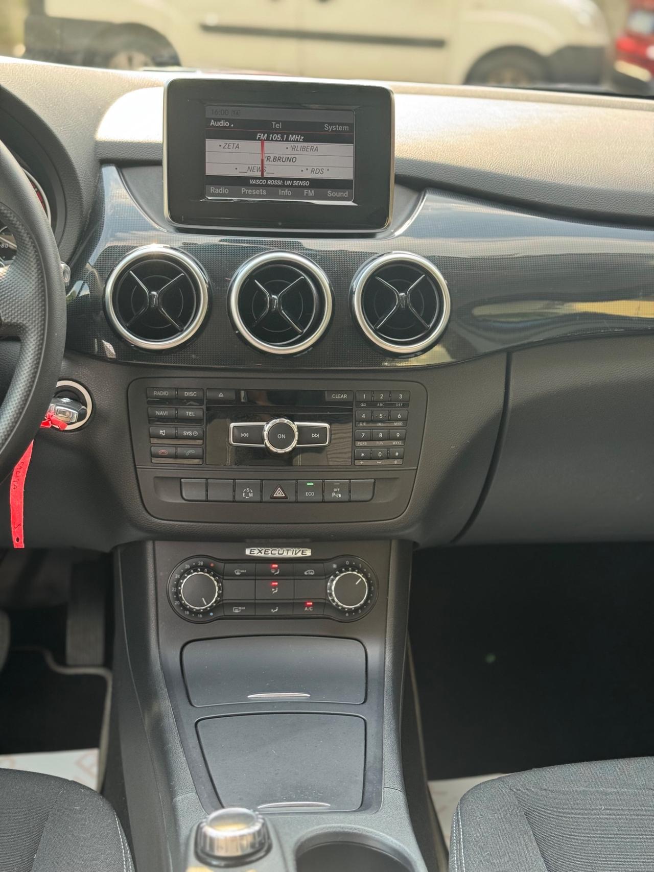 Mercedes-benz B 200 BlueEFFICIENCY Premium
