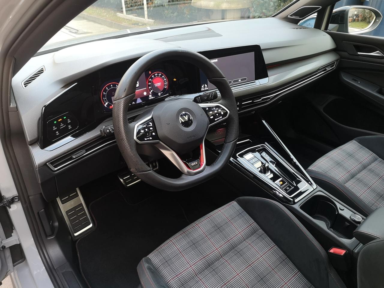 Volkswagen Golf GTI 2.0 TSI DSG - TETTO MATRIX CERCHI 19'