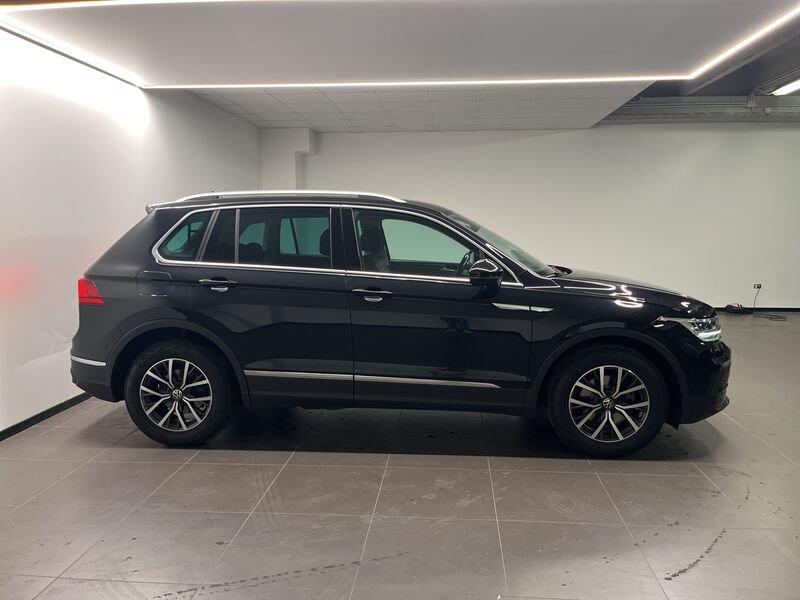Volkswagen Tiguan Nuova Life 2.0 TDI 122 CV ( AUTOCARRO )