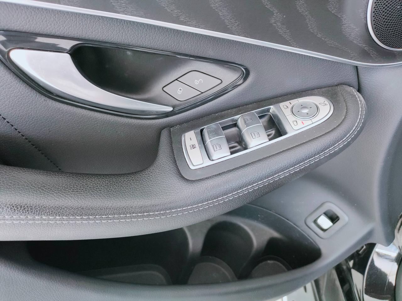 Mercedes-Benz GLC Coupe - C253 2019 - GLC Coupe 300 de phev Night Edition Plus 4matic auto