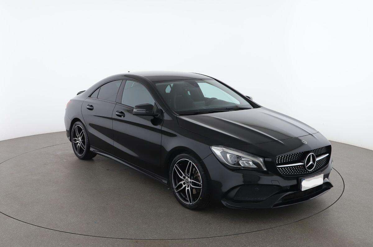 MERCEDES- BENZ CLA 200 D AMG PREMIUM