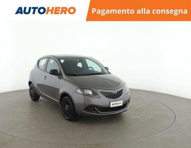 LANCIA Ypsilon 1.0 FireFly 5 porte S&S Hybrid Ecochic Silver