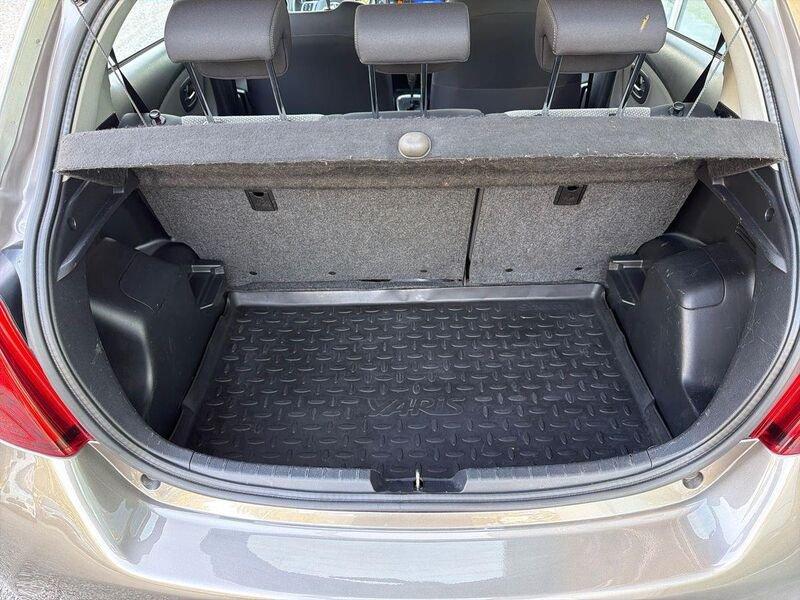 Toyota Yaris Yaris 5p 1.5h Active my16