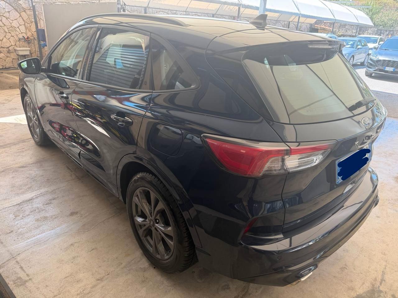 Ford Kuga 2023 2.0 120CV aut. 2WD ST-Line