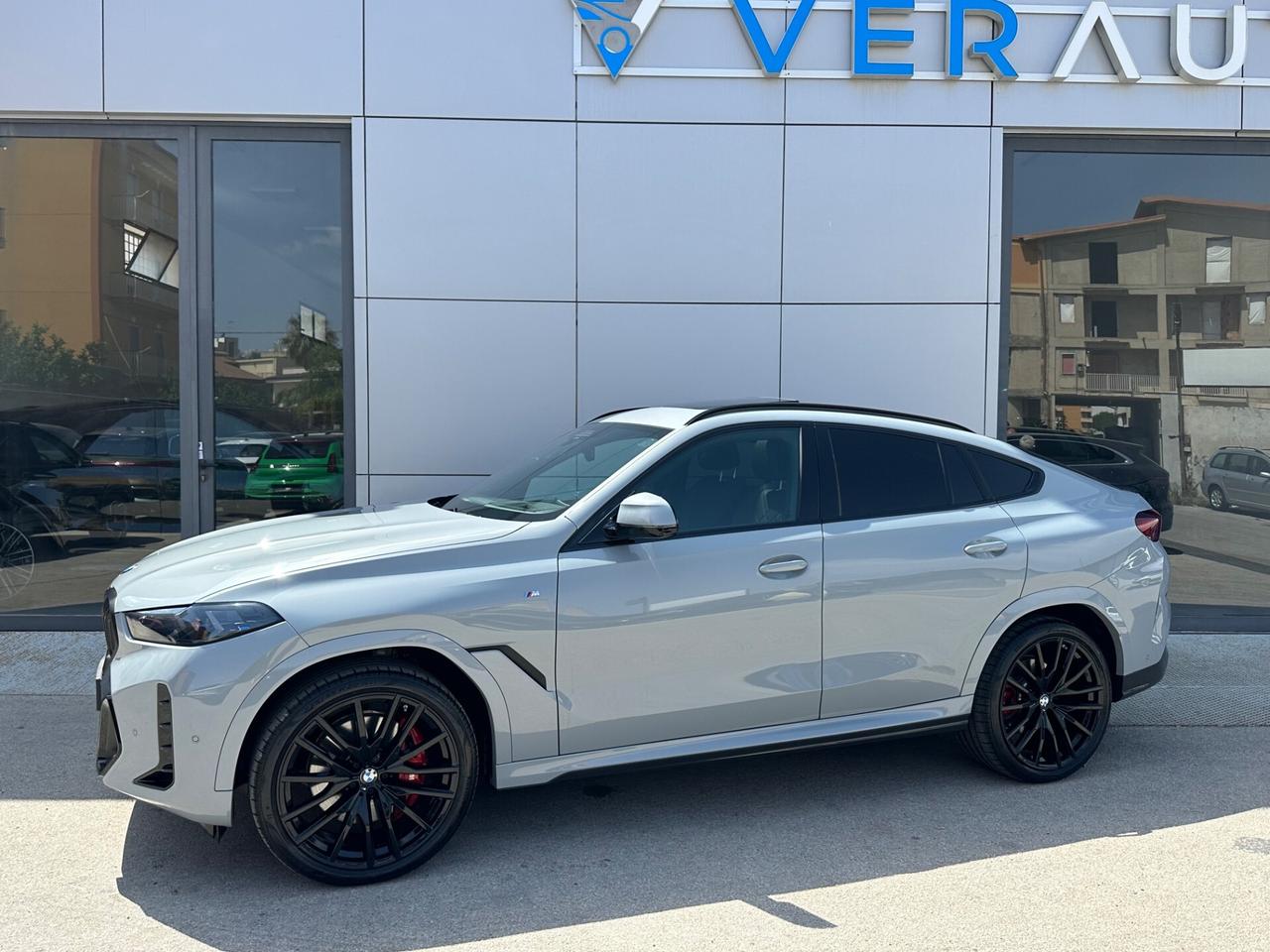 BMW X6 xdrive30d MSport possibilità noleggio noscoring