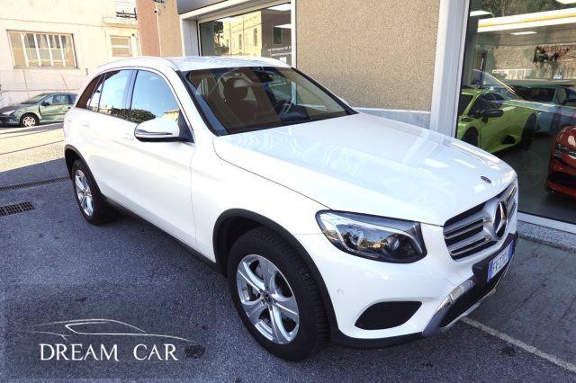 MERCEDES-BENZ GLC 220 d 4Matic Sport GANCIO TRAINO