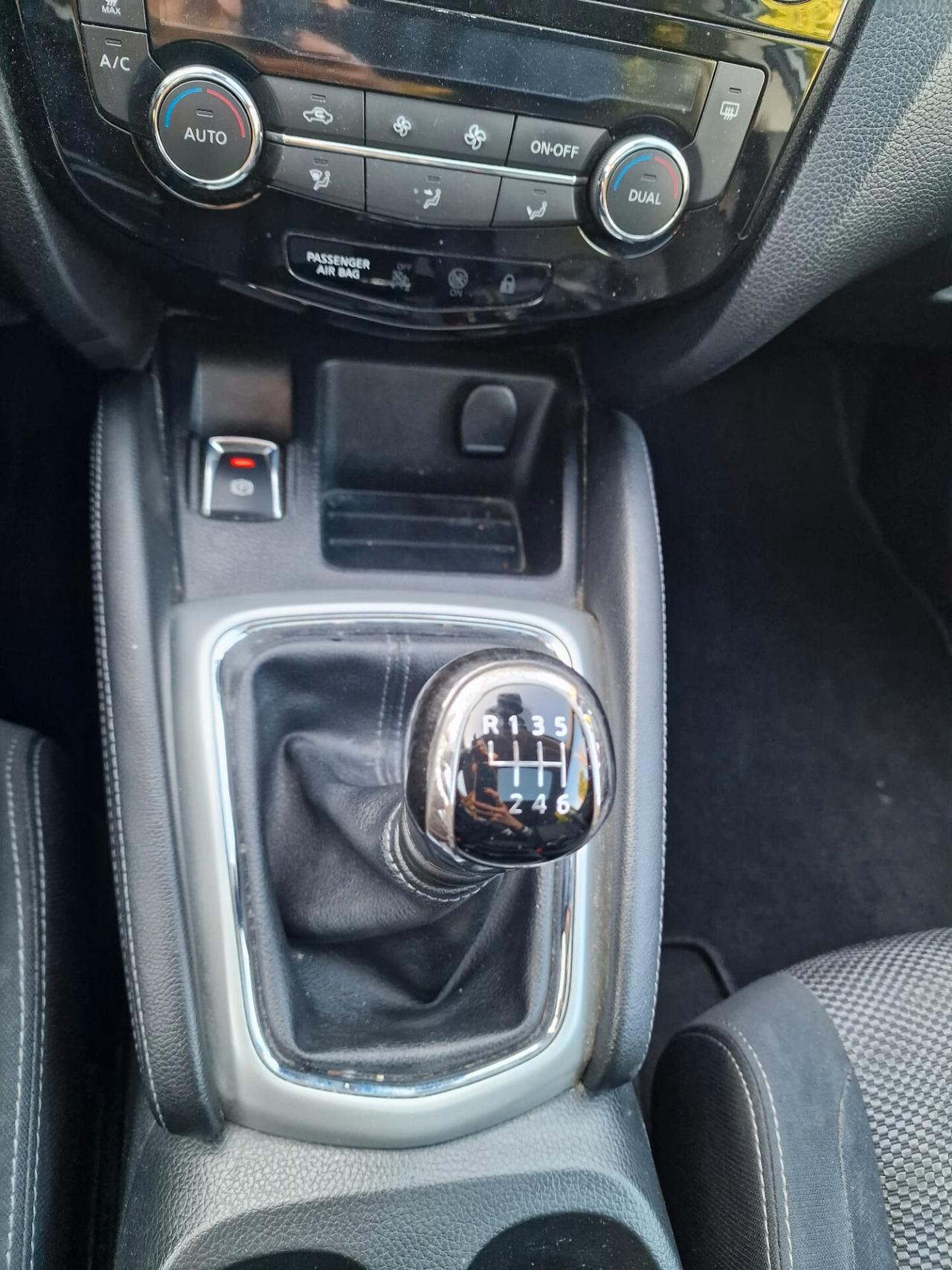 NISSAN QASHQAI 1.5 DCI TEKNA