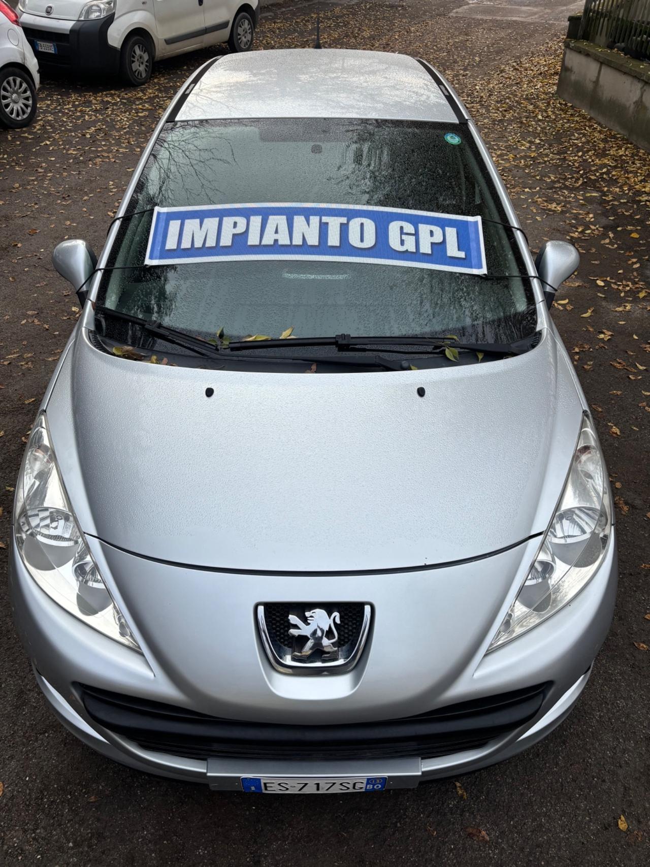 Peugeot 207 Plus 1.4 8V 75CV 5p. ECO GPL