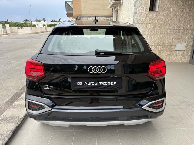 AUDI Q2 30 TDI S tronic Admired Advanced COCKPIT