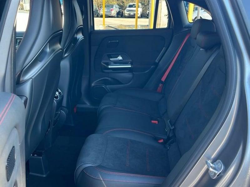 Mercedes-Benz GLA 35 AMG Line Premium