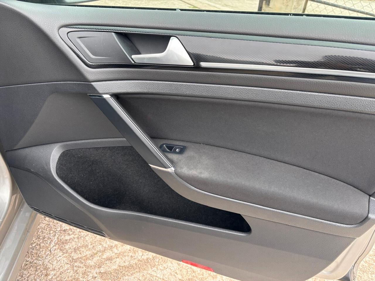 Volkswagen Golf 7° 1.6 TDI 5p. Highline - 2014