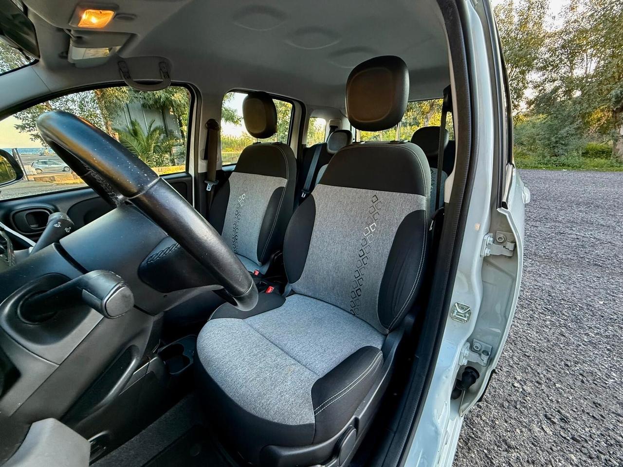 FIAT PANDA 1.2 LOUNGE UNI PROPRIETARIO