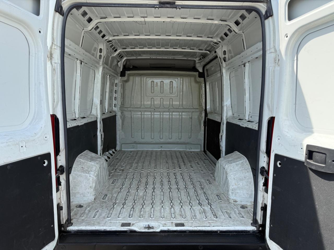 Peugeot Boxer 33 2.2 BlueHDi 140 S&S PM-TM Furgone