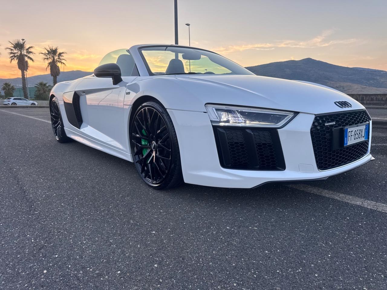 Audi R8 Spyder 5.2 FSI quattro S tronic full carbonio PERMUTE