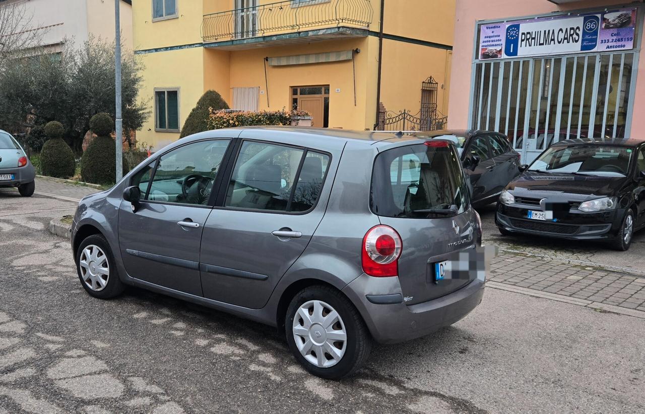 Renault Modus 1.2 16V Luxe Privilège
