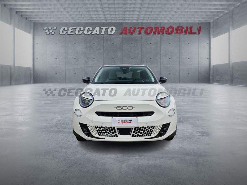 FIAT 600 600 1.2 hybrid La Prima II 110cv auto