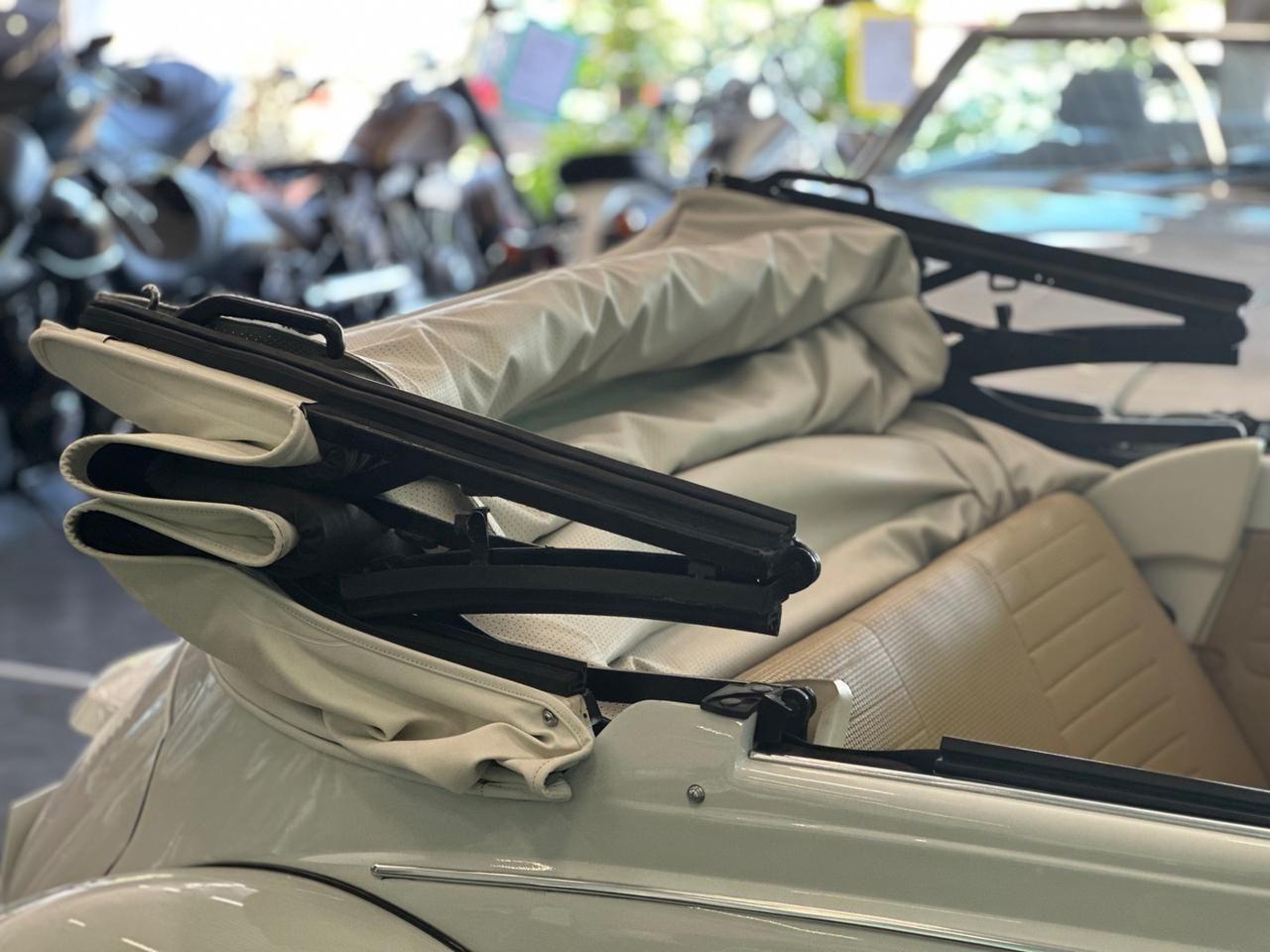 VOLKSWAGEN Maggiolino Cabrio*Completamente restaurata