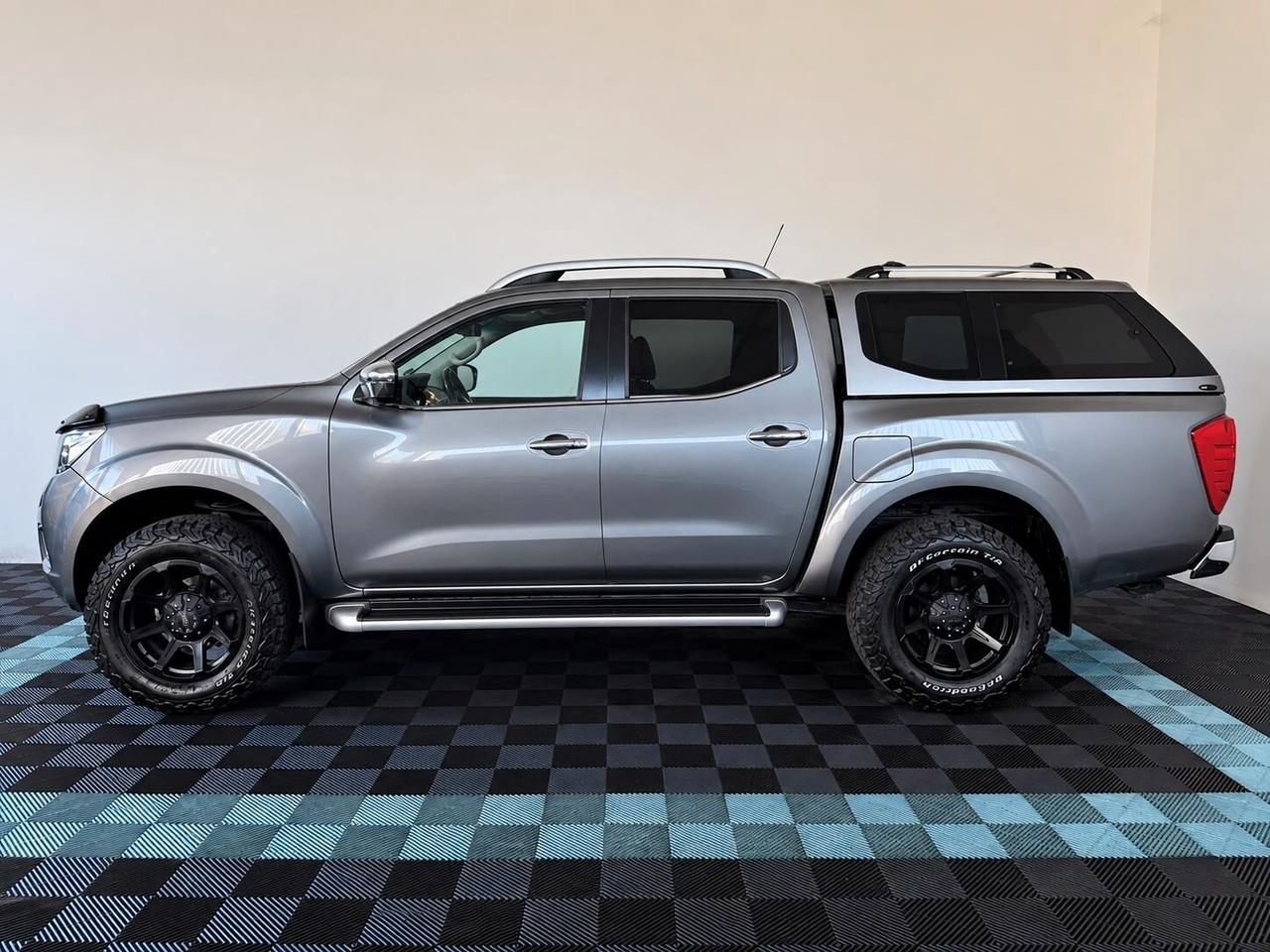 Nissan Navara 2.3 dCi 190 CV 7AT 4WD DC Tekna HARD TOP