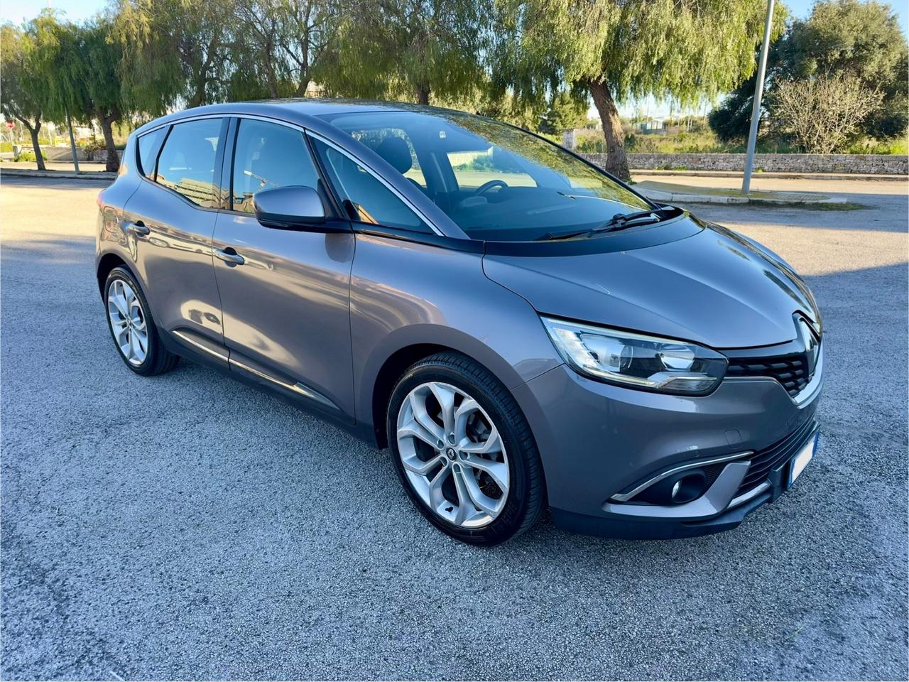 Renault Scenic Scénic dCi 8V 110 CV EDC Energy Intens