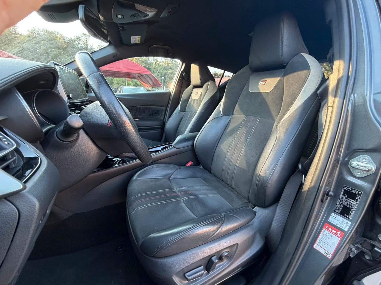 Toyota C-HR 1.8 Hybrid E-CVT GR Sport
