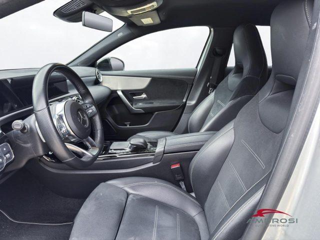 MERCEDES-BENZ A 180 180 d Automatic Premium Night Edition