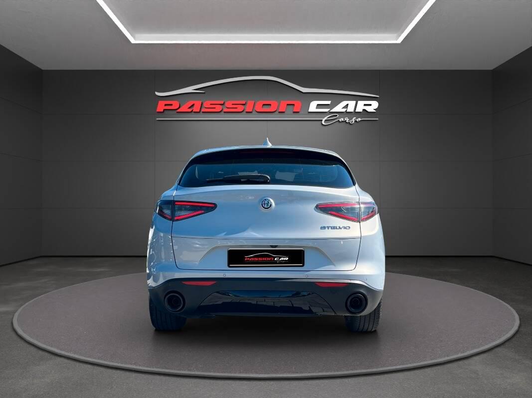 Alfa Romeo Stelvio 2.2 t Sprint rwd 160cv auto
