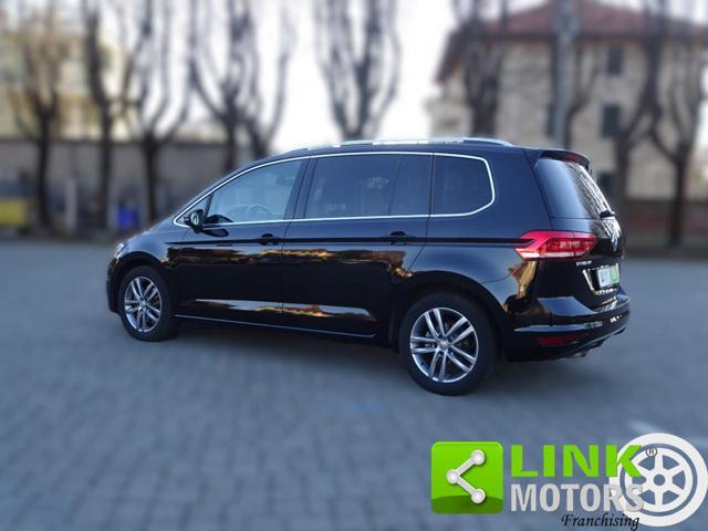 VOLKSWAGEN Touran 2.0 TDI 150 CV SCR DSG Executive 7p GARANTITA