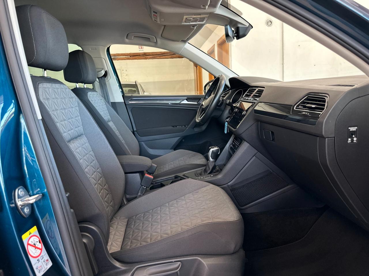 VOLKSWAGEN TIGUAN LIFE 2.0TDI DSG *CARPLAY*RADAR*LUCI*