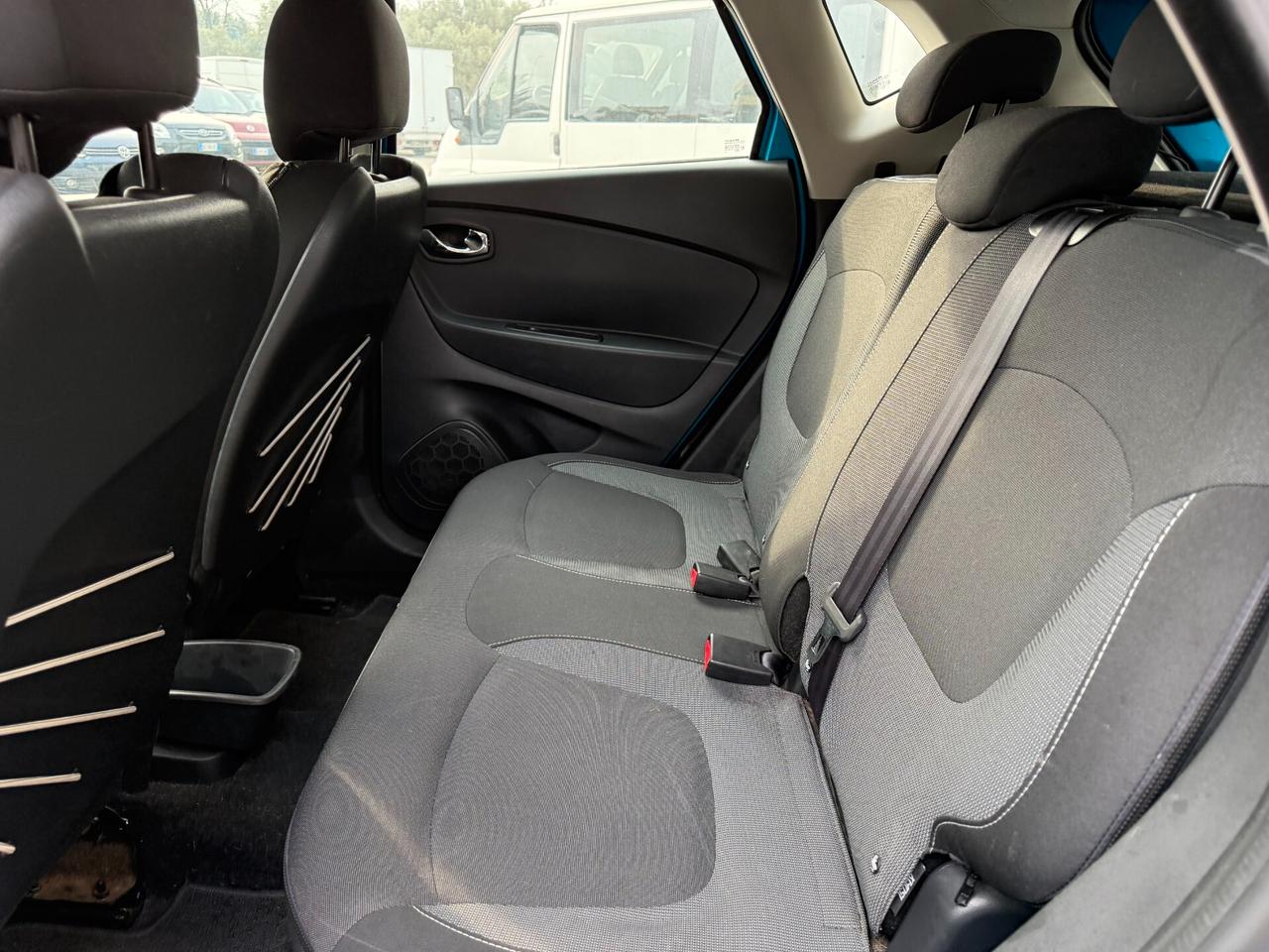 RENAULT CAPTUR 1,5 DCI 90 CV EDC INTENS MY16 5P