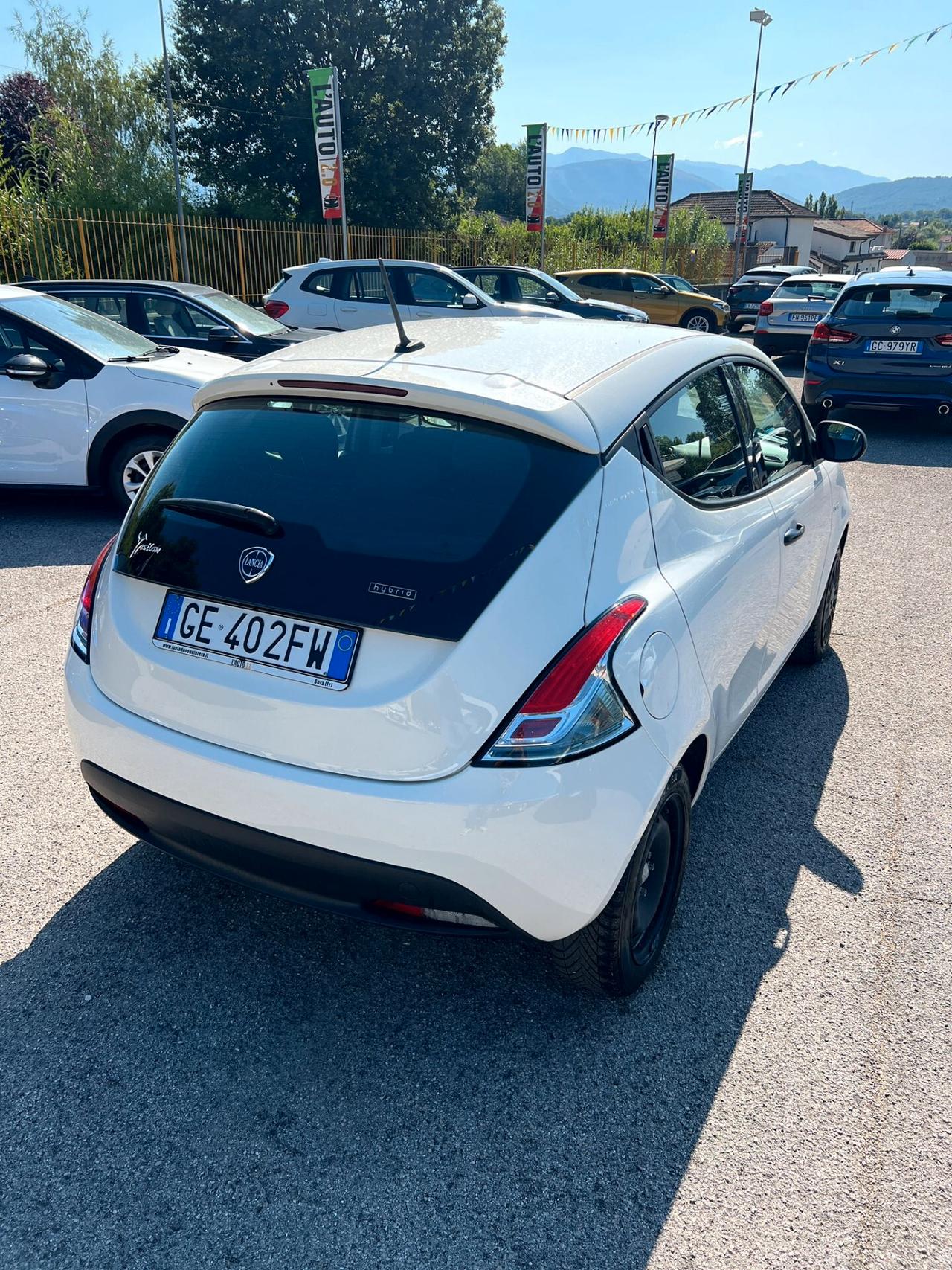 Lancia Ypsilon 1.0 FireFly 5 porte S&S Hybrid Ecochic