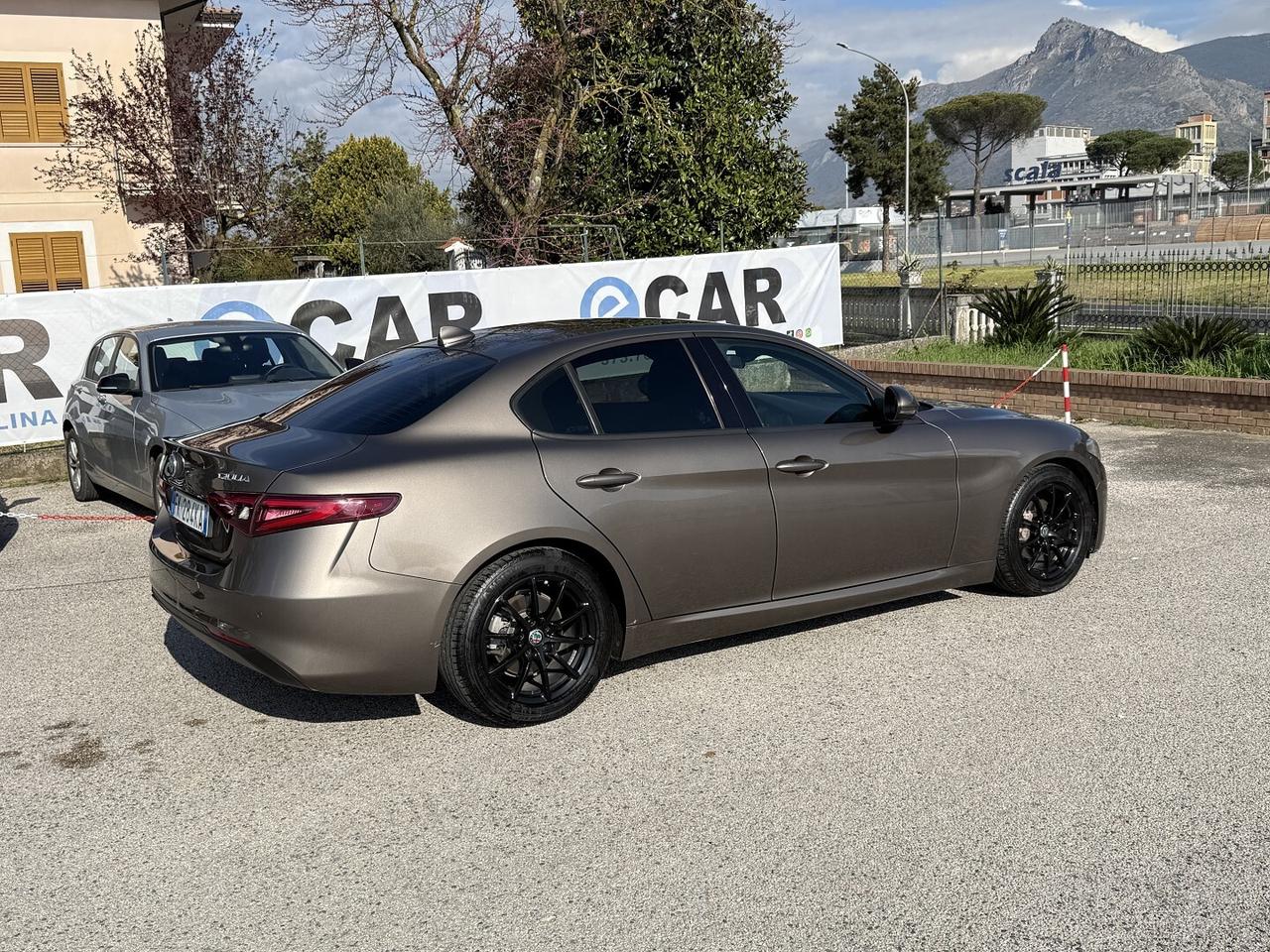 ALFA ROMEO GIULIA 150CV NAVI LED DNA