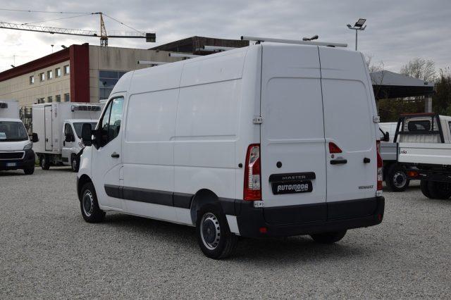 RENAULT Master L2H2 2.3