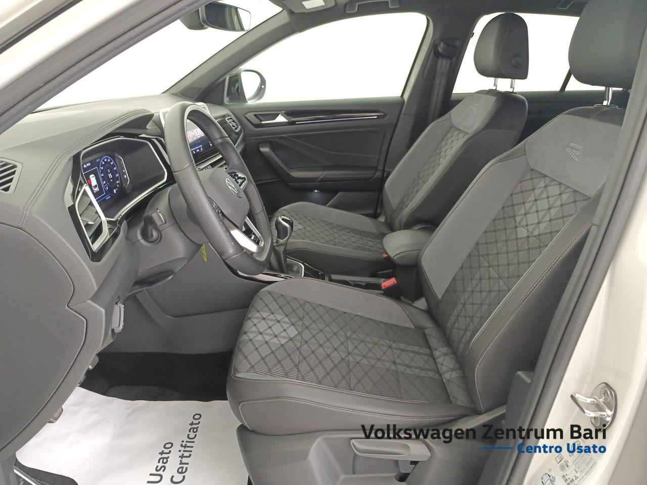 Volkswagen T-Roc 1.0 tsi r-line 110cv