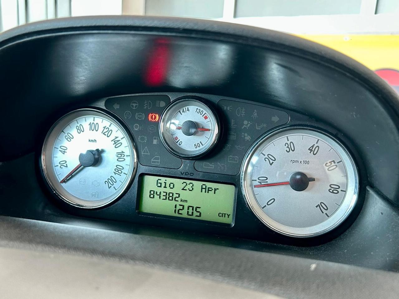 Lancia Ypsilon *MOMO DESIGN*80.000KM*TAGLIANDATA*REVISIONE*TOP PRIMA MACCHINA* NEOPATENTATI*
