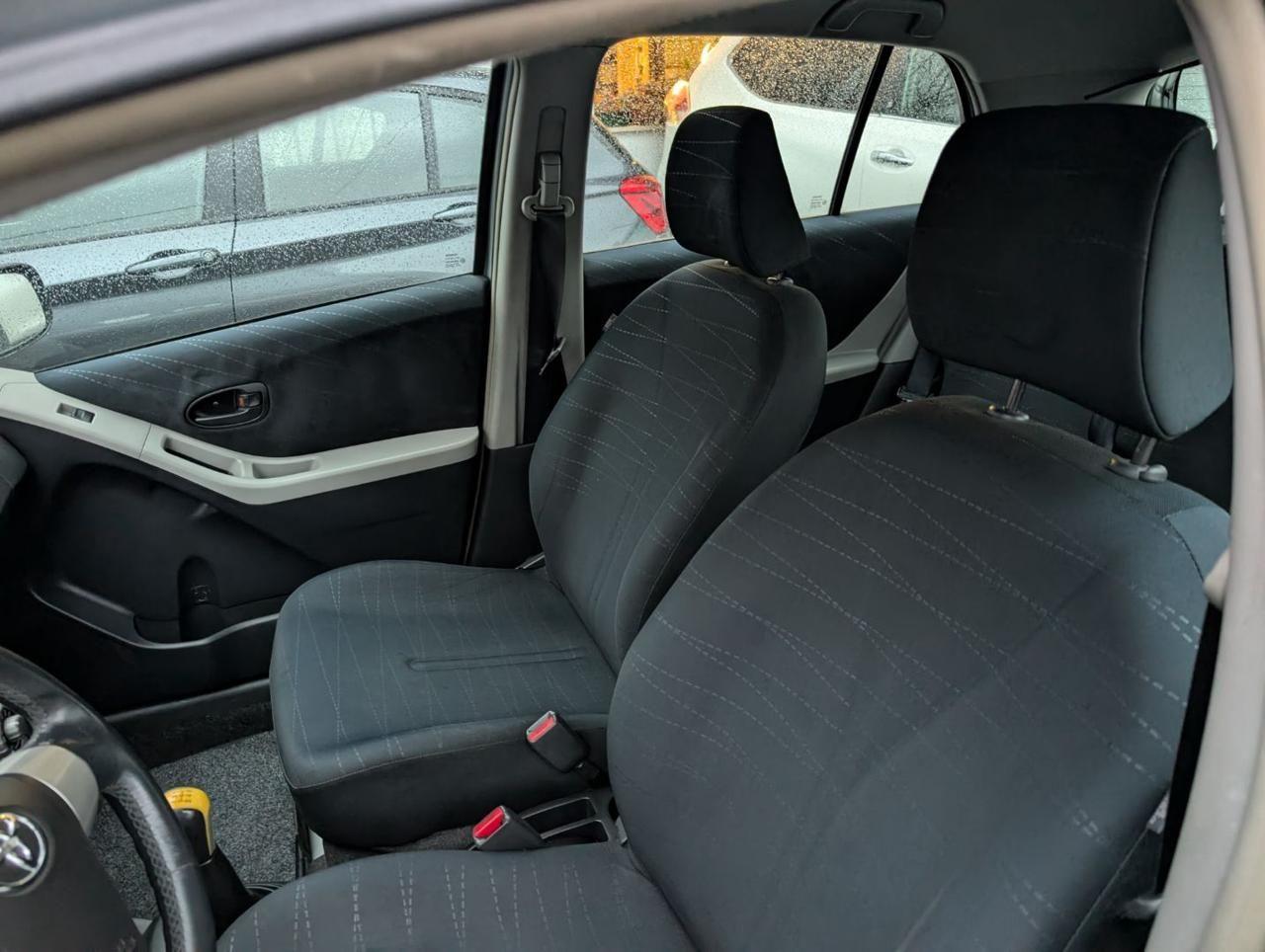 Toyota Yaris 1.3 5 porte Sol