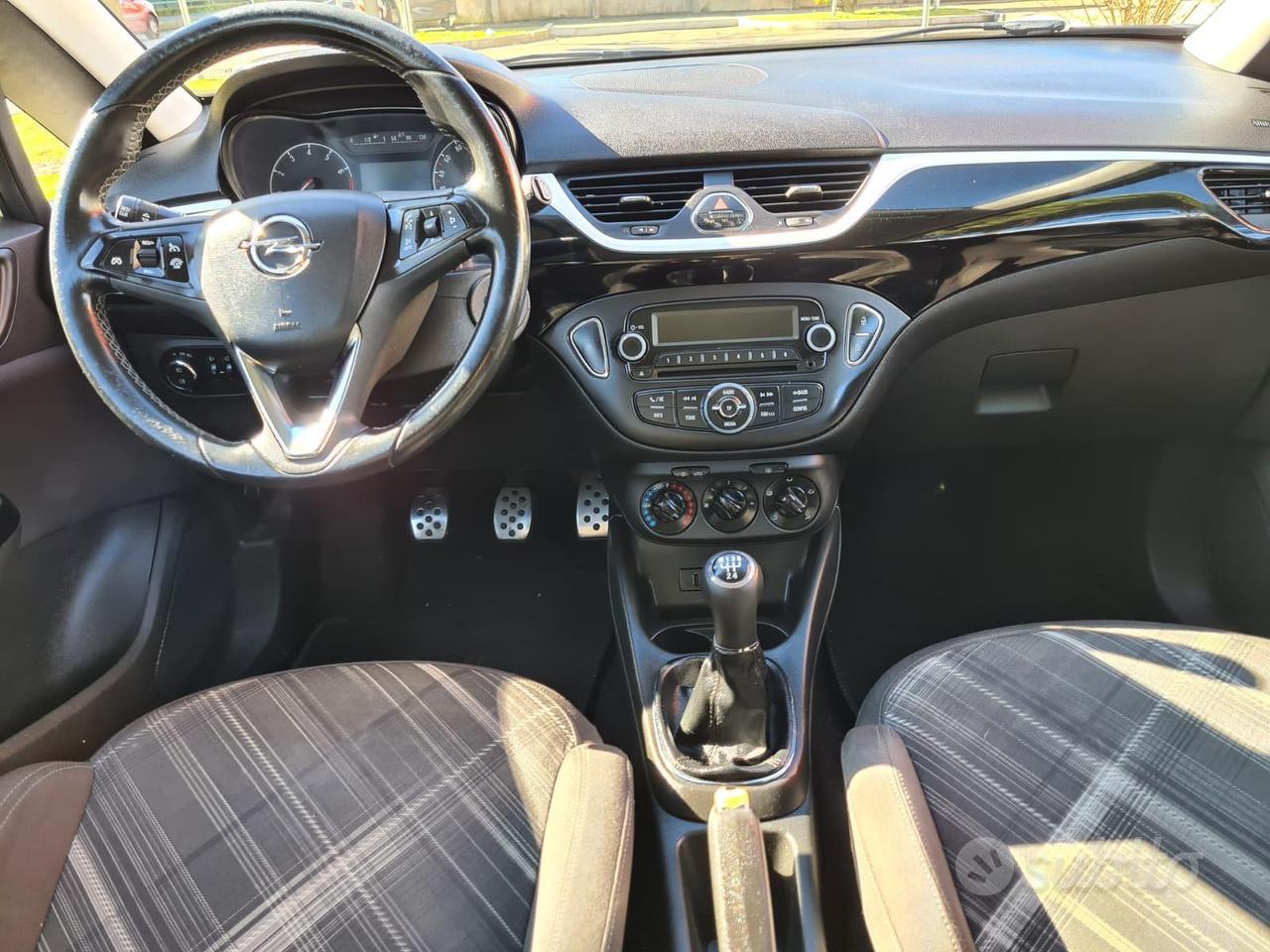 Opel corsa dell 2016
