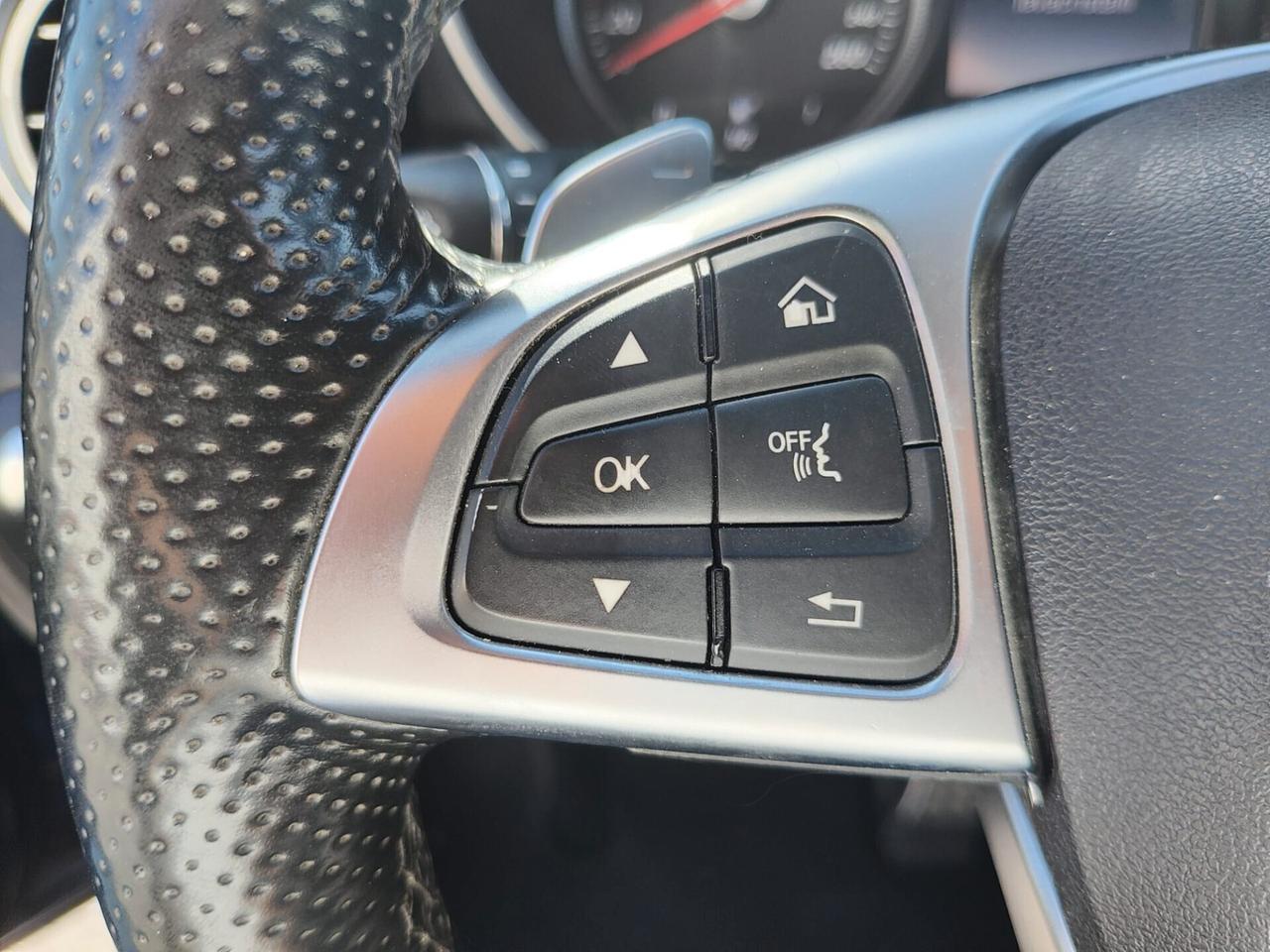 Mercedes GLC 220d TETTO - PELLE - LED