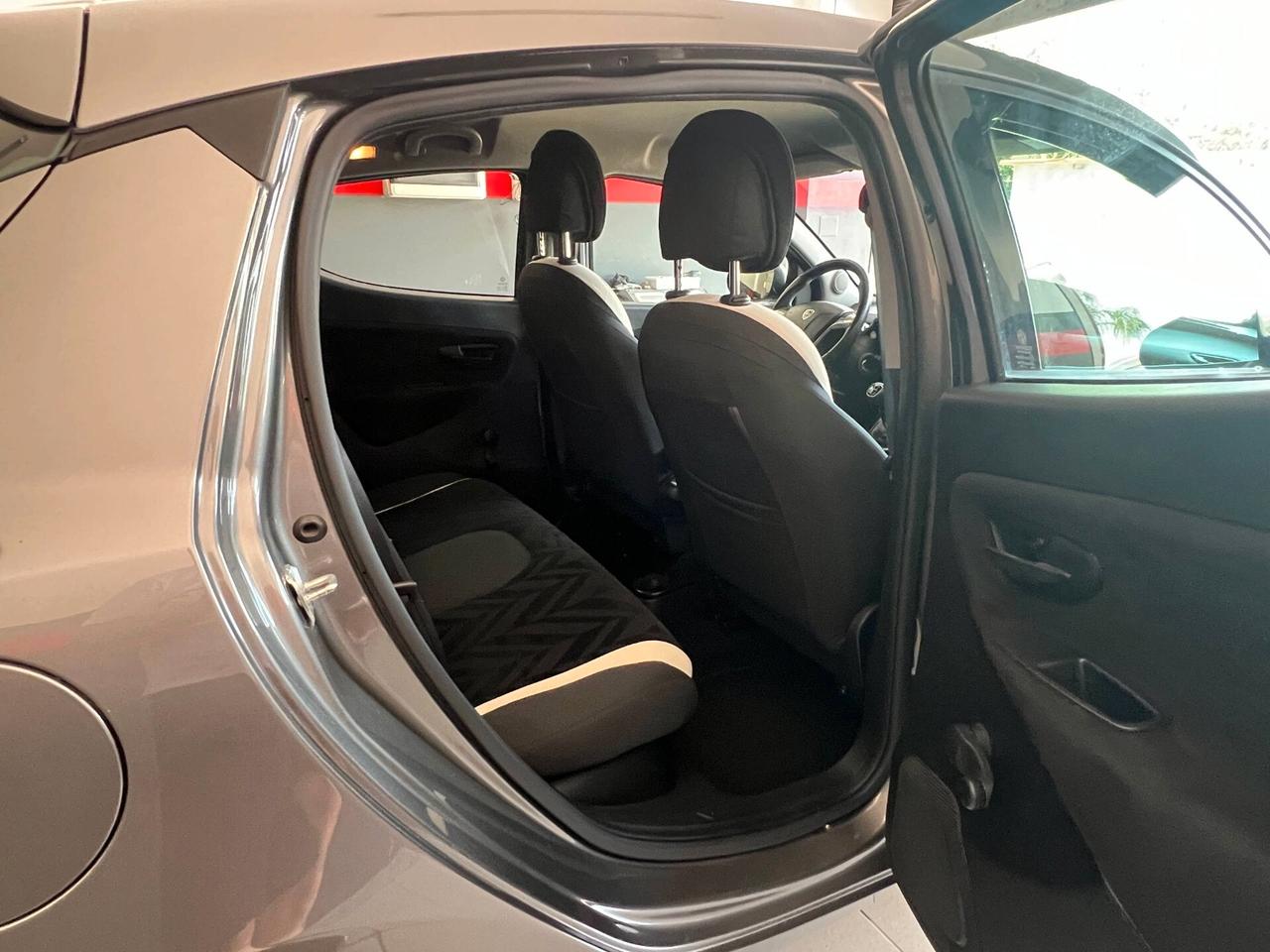 Lancia Ypsilon 1.3 MJT 16V 95 CV 5 porte S&S Gold