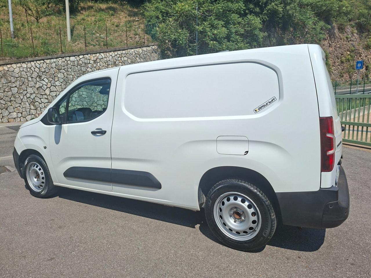 Peugeot PARTNER/ 1.5/EURO 6D-ISC/140000 KM/3 POSTI/2020