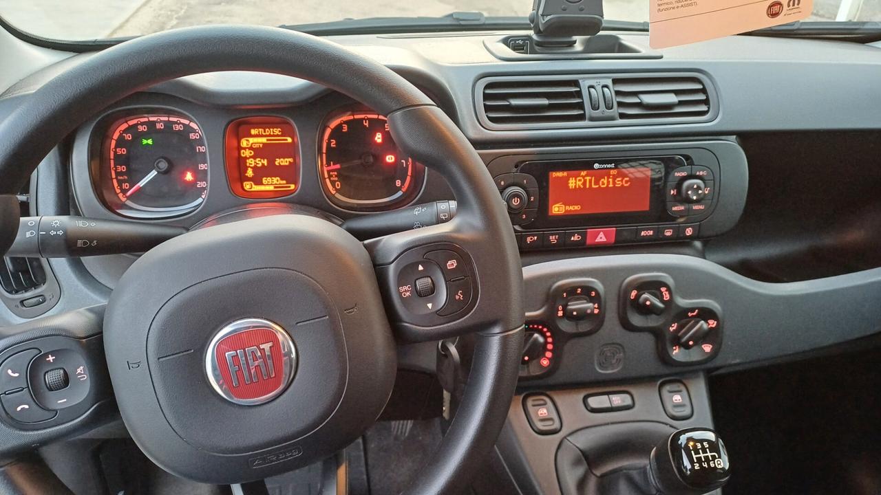 Fiat Panda 1.0 S&S Hybrid Street Van 2022 SOLO 6MILA KM