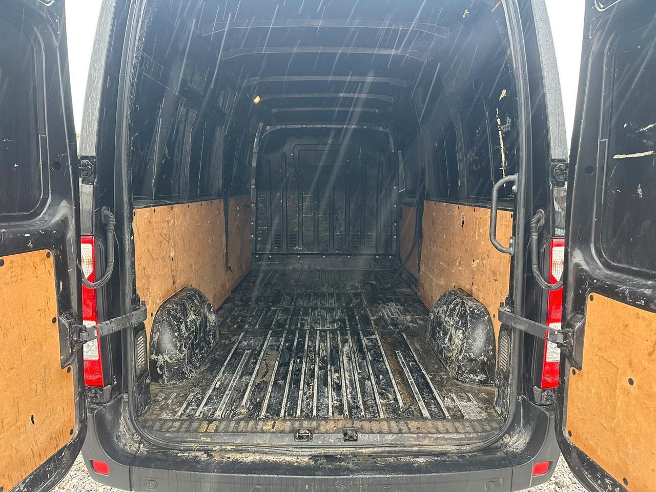Renault Master T35 2.3 dCi 135 PL-TM Furgone Ice Plus
