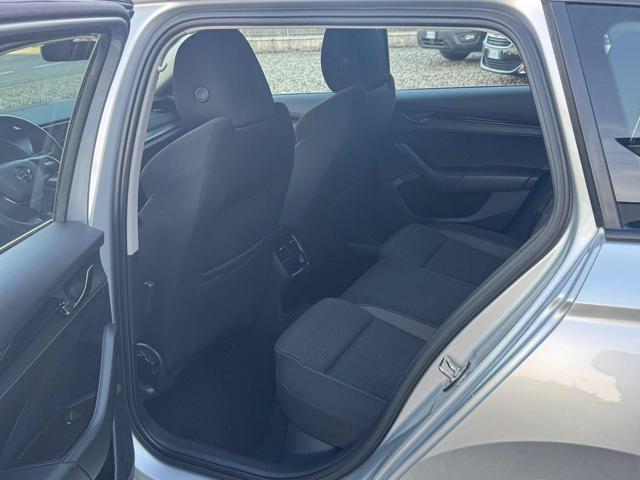 SKODA Octavia 2.0 TDI EVO SCR DSG Wagon Executive