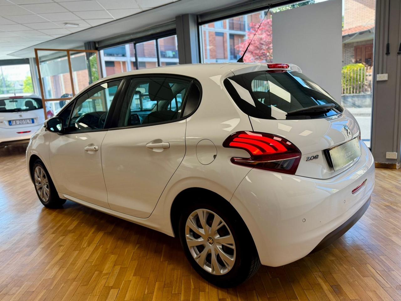 Peugeot 208 PureTech 1.2 Benzina 82CV 5 porte Allure Soli 40.000km!!!