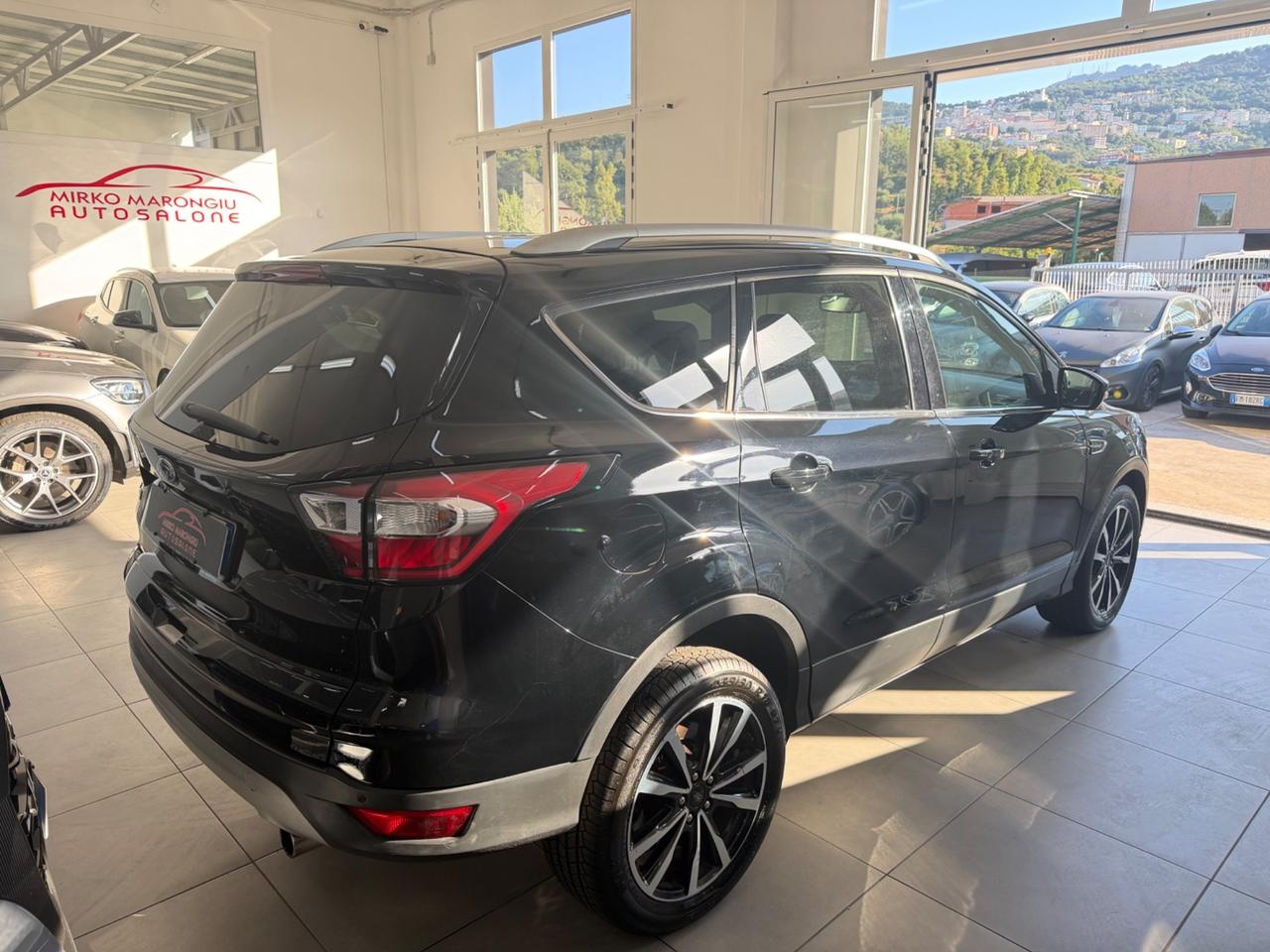 Ford Kuga 1.5 120 CV 2WD ST LINE finanziabile