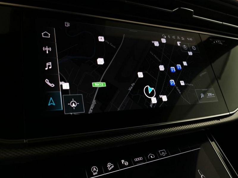 Audi Q8 RS 4.0 mhev 48V performance 640cv tiptronic