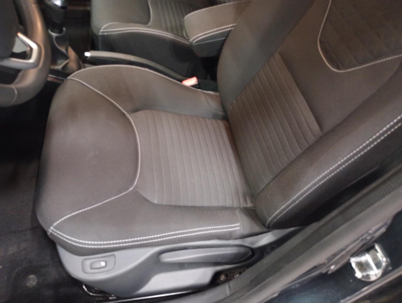 Renault Clio TCe 12V 90CV Start&Stop 5 porte LIMITED - NEOPATENTATI -